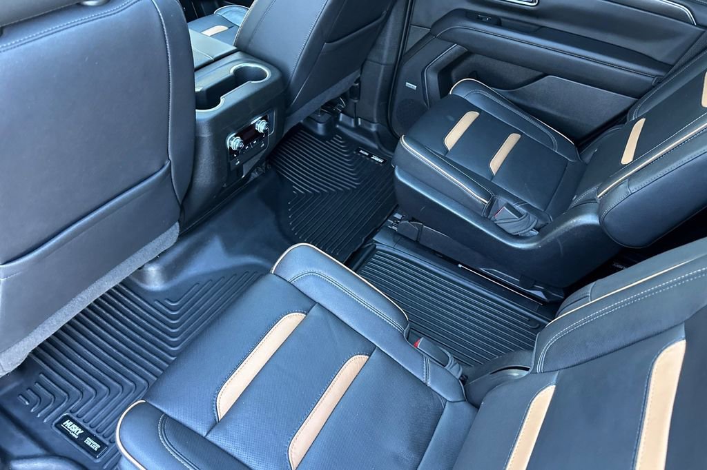 Used 2022 GMC Yukon AT4 image 12