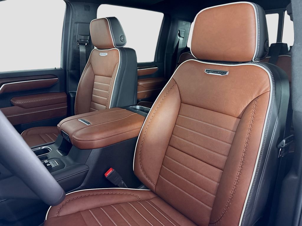 New 2025 GMC Sierra 3500 Denali Ultimate image 21