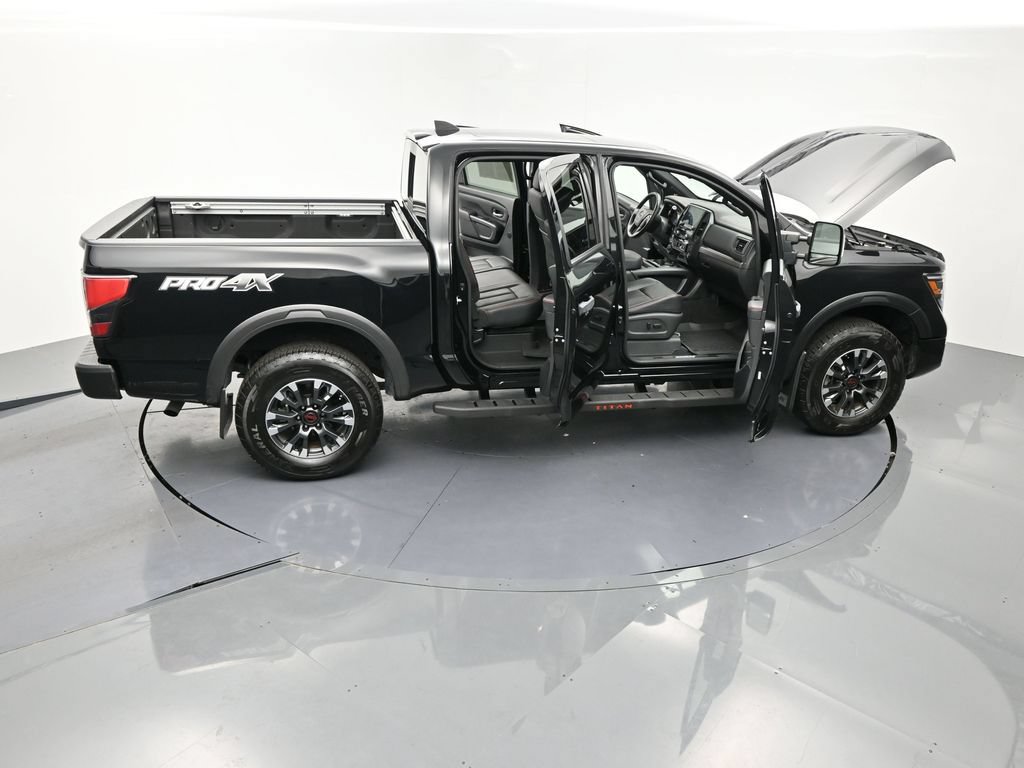 Used 2024 Nissan Titan PRO-4X w/ Pro-4x Convenience Package AWD/4WD image 27