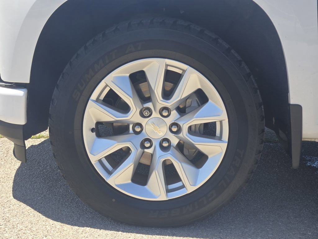 Used 2022 Chevrolet Silverado 1500 Custom RWD image 14