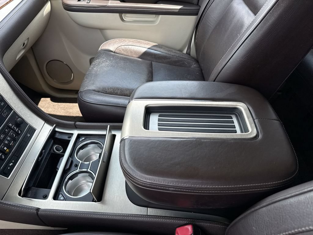 Used 2014 Cadillac Escalade Platinum AWD/4WD image 20