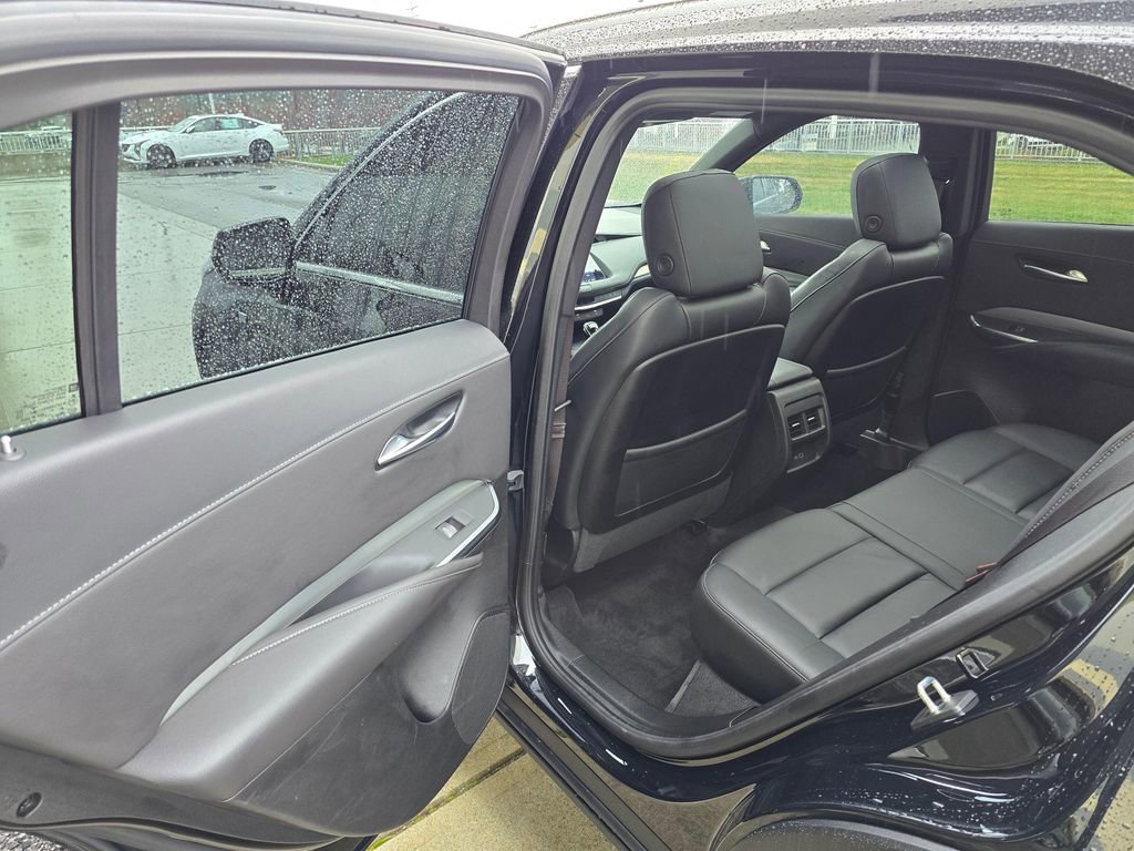 Certified 2023 Cadillac XT4 Premium Luxury w/ Driver Assist Package image 15