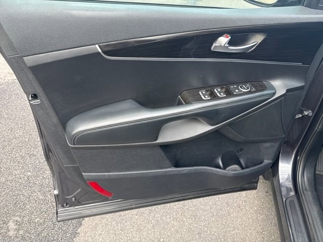 Used 2019 Kia Sorento LX w/ LX Convenience Package image 10