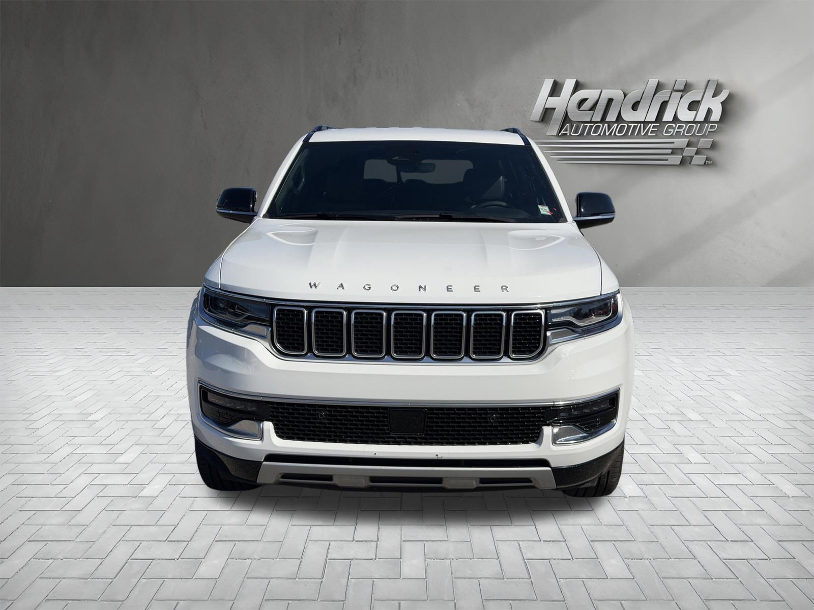 Used 2025 Jeep Wagoneer Series II RWD image 3