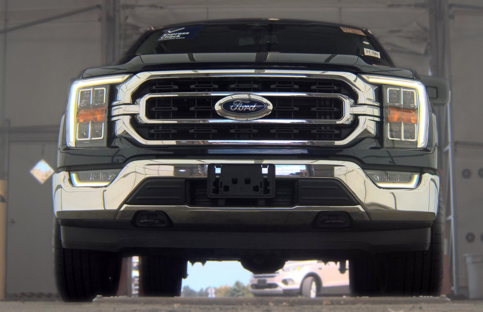 Used 2023 Ford F150 XLT w/ Equipment Group 302A High AWD/4WD image 2