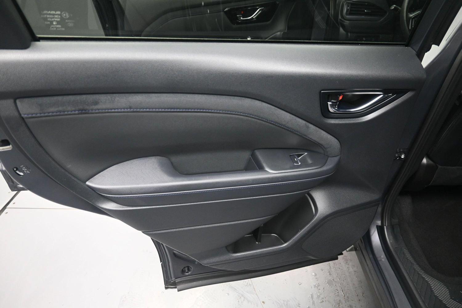 Used 2025 Subaru Forester Limited AWD/4WD image 17