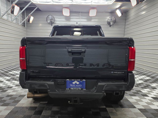 Used 2024 Toyota Tacoma TRD Off-Road w/ TRD Off Road Upgrade Package AWD/4WD image 7