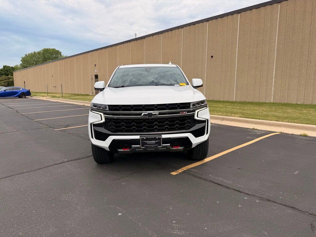 Used 2021 Chevrolet Tahoe Z71 w/ Z71 Off-Road Package AWD/4WD image 3