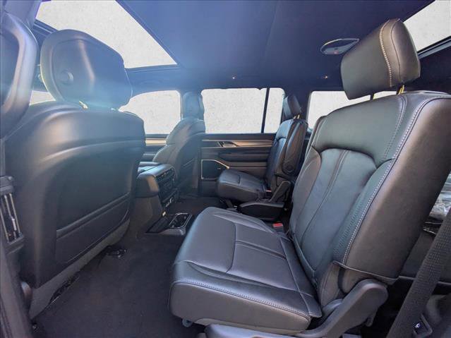New 2026 Jeep Grand Wagoneer Limited image 19