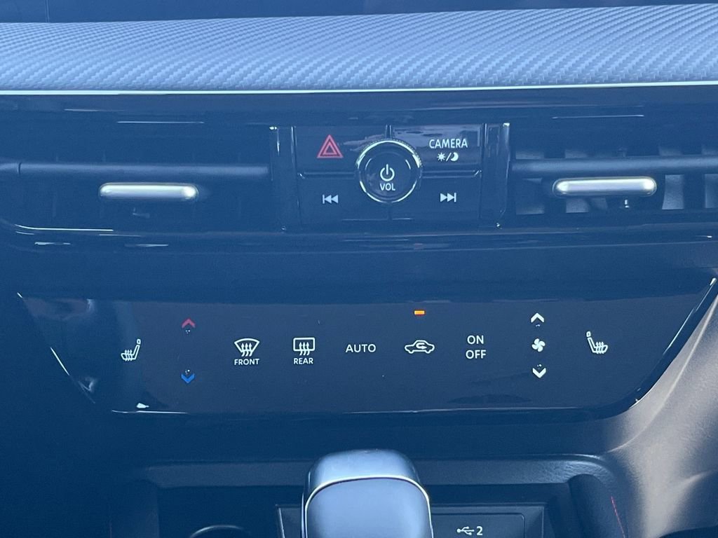 New 2026 Nissan Kicks SR w/ Cold Weather Package image 27