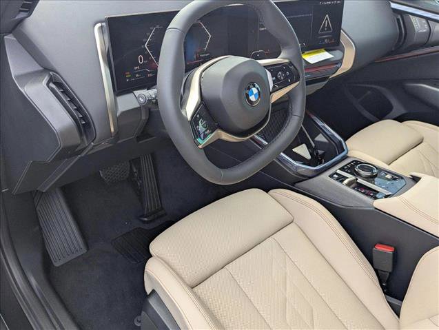 Used 2025 BMW X3 xDrive30i image 3