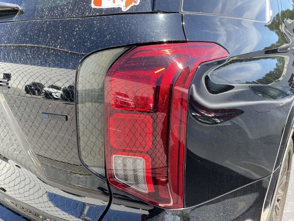 Used 2025 Hyundai Palisade Calligraphy AWD/4WD image 16