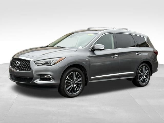 Used 2019 INFINITI QX60 Luxe w/ Sensory Package AWD/4WD image 3