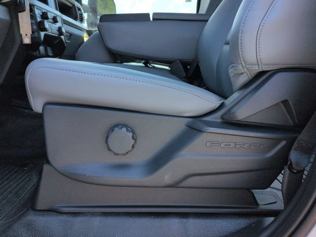 New 2026 Ford F250 XL w/ XL Chrome Package AWD/4WD image 19