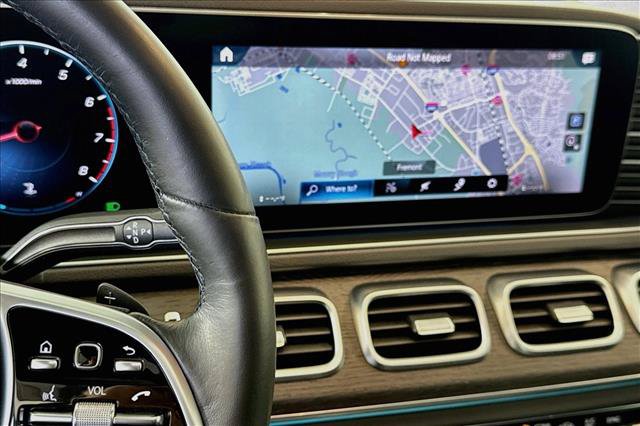 Used 2020 Mercedes-Benz GLE 350 4MATIC w/ Premium Package image 16
