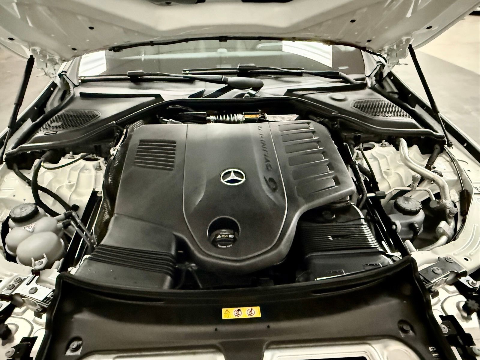 Used 2025 Mercedes-Benz E 450 4MATIC All-Terrain Wagon image 41