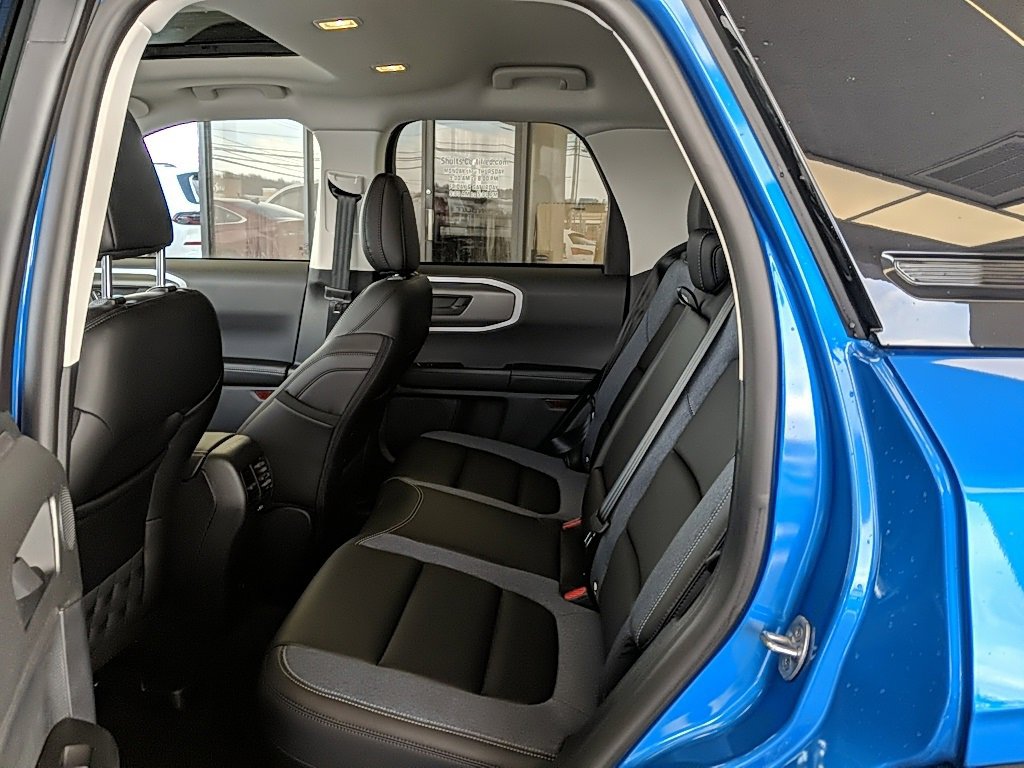 Used 2025 Ford Bronco Sport Outer Banks w/ Outer Banks Tech Package+ image 12