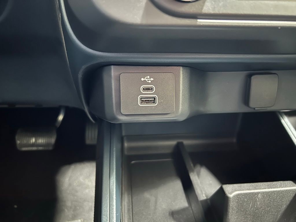 New 2025 Ford Maverick XL w/ Equipment Group 101A image 19