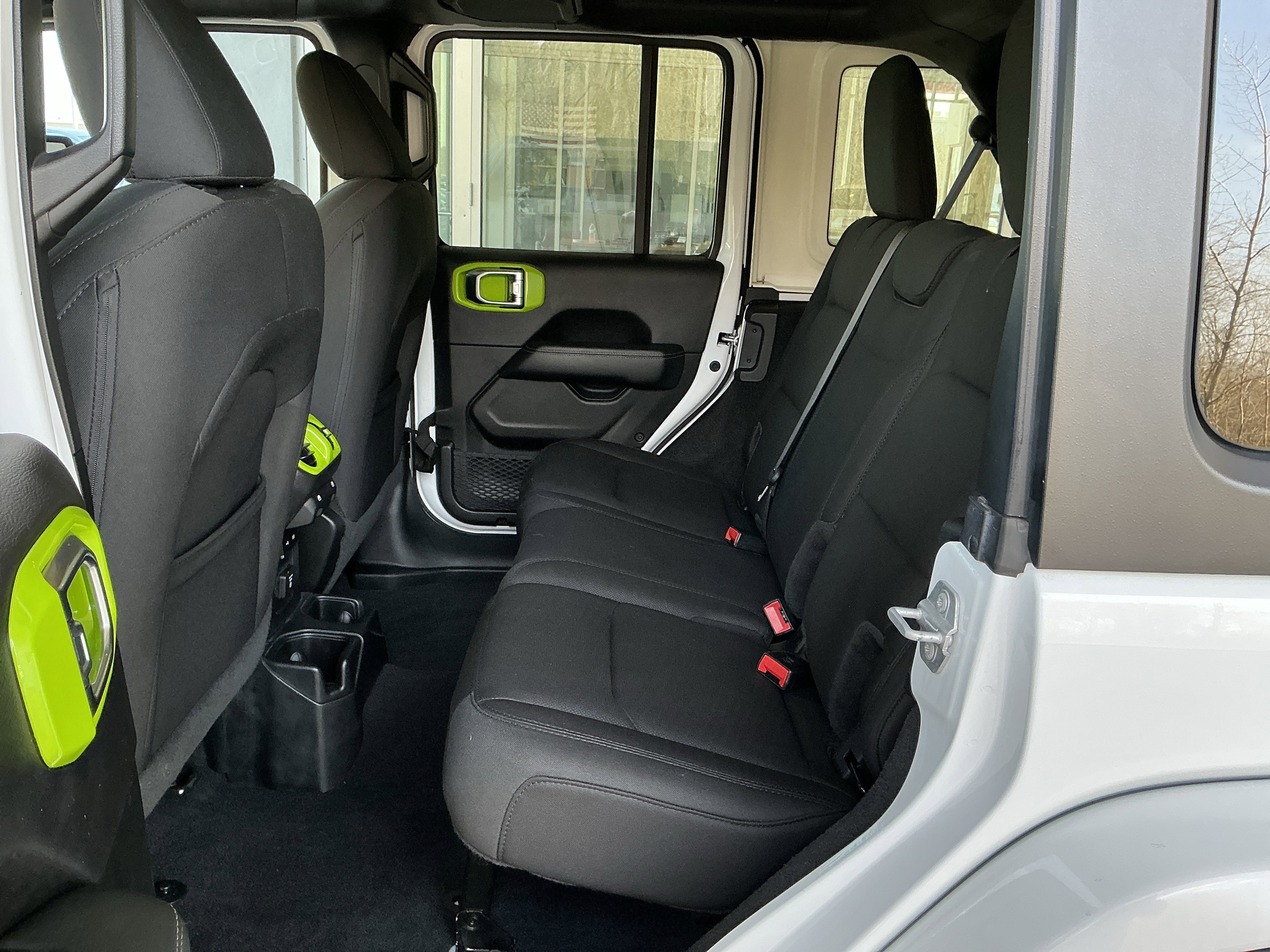 Used 2019 Jeep Wrangler Unlimited Sahara image 18