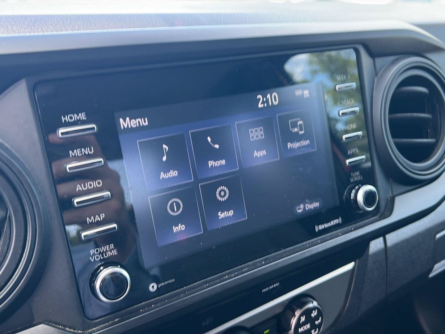 Used 2020 Toyota Tacoma SR w/ SR Convenience Package AWD/4WD image 31