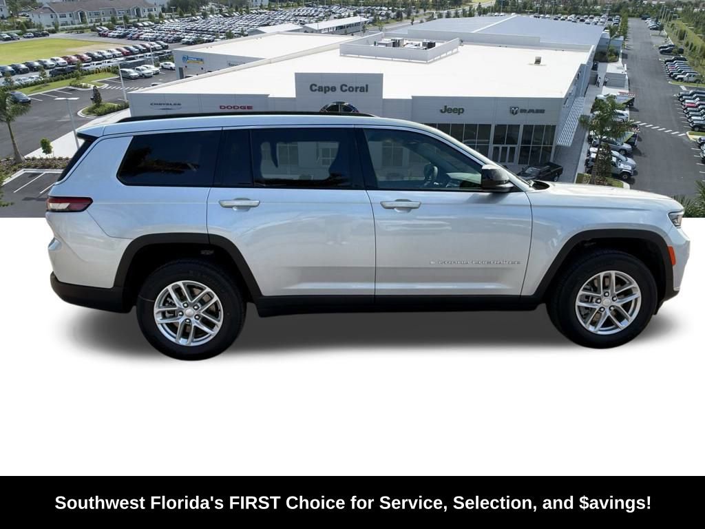 New 2026 Jeep Grand Cherokee L Laredo image 2