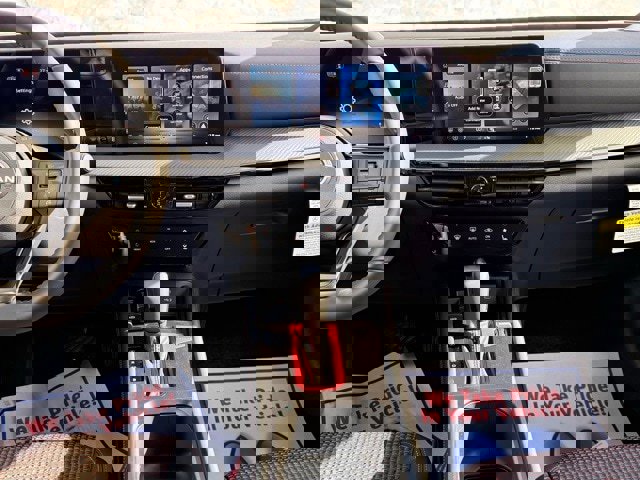 New 2026 Nissan Kicks SR w/ Cold Weather Package image 23