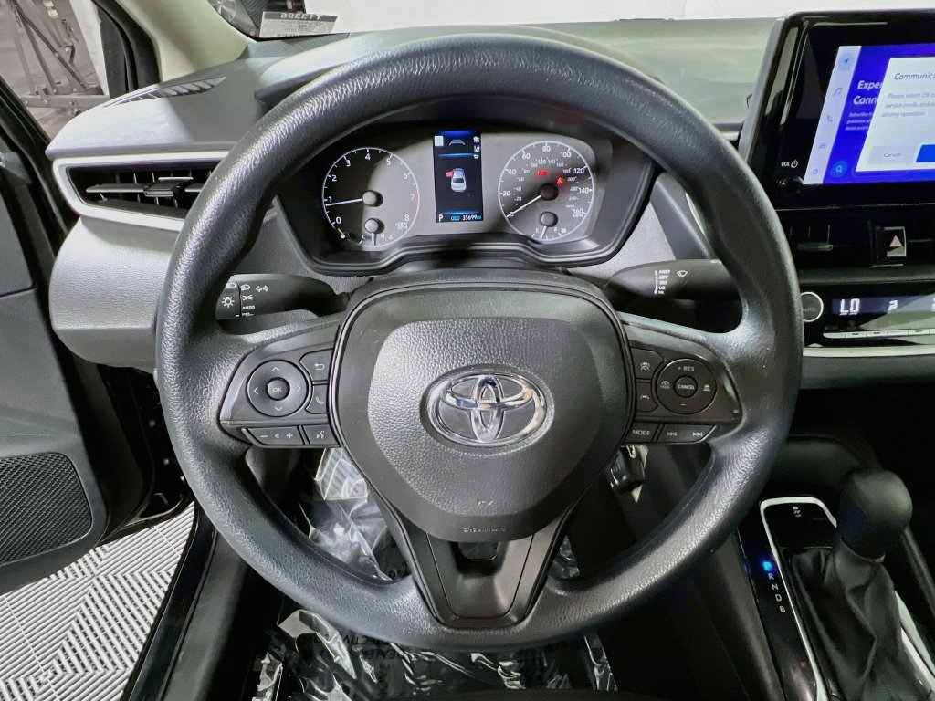 Certified 2025 Toyota Corolla LE FWD image 10
