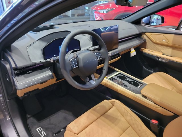 New 2026 Lexus ES 500e w/ Accessory Package (2T) AWD/4WD image 18