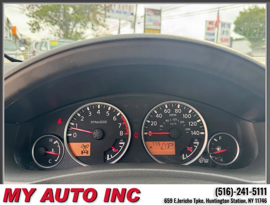 Used 2010 Nissan Pathfinder LE w/ Navigation Pkg image 21