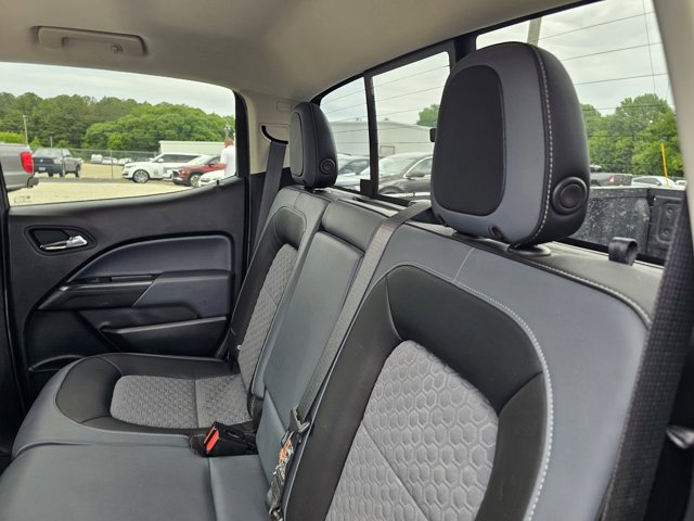Used 2021 Chevrolet Colorado Z71 w/ Z71 Midnight Edition AWD/4WD image 28