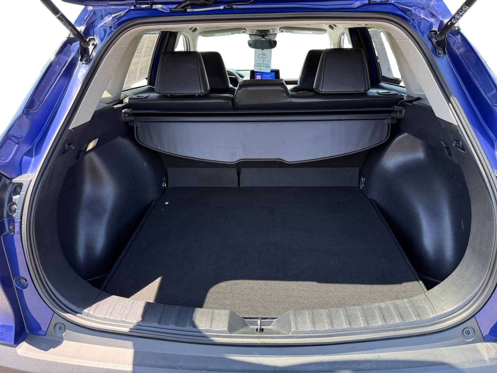 Used 2024 Toyota Corolla Cross XLE image 17