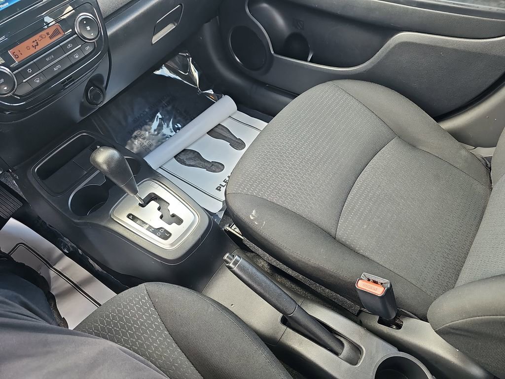 Used 2024 Mitsubishi Mirage G4 LE FWD image 28