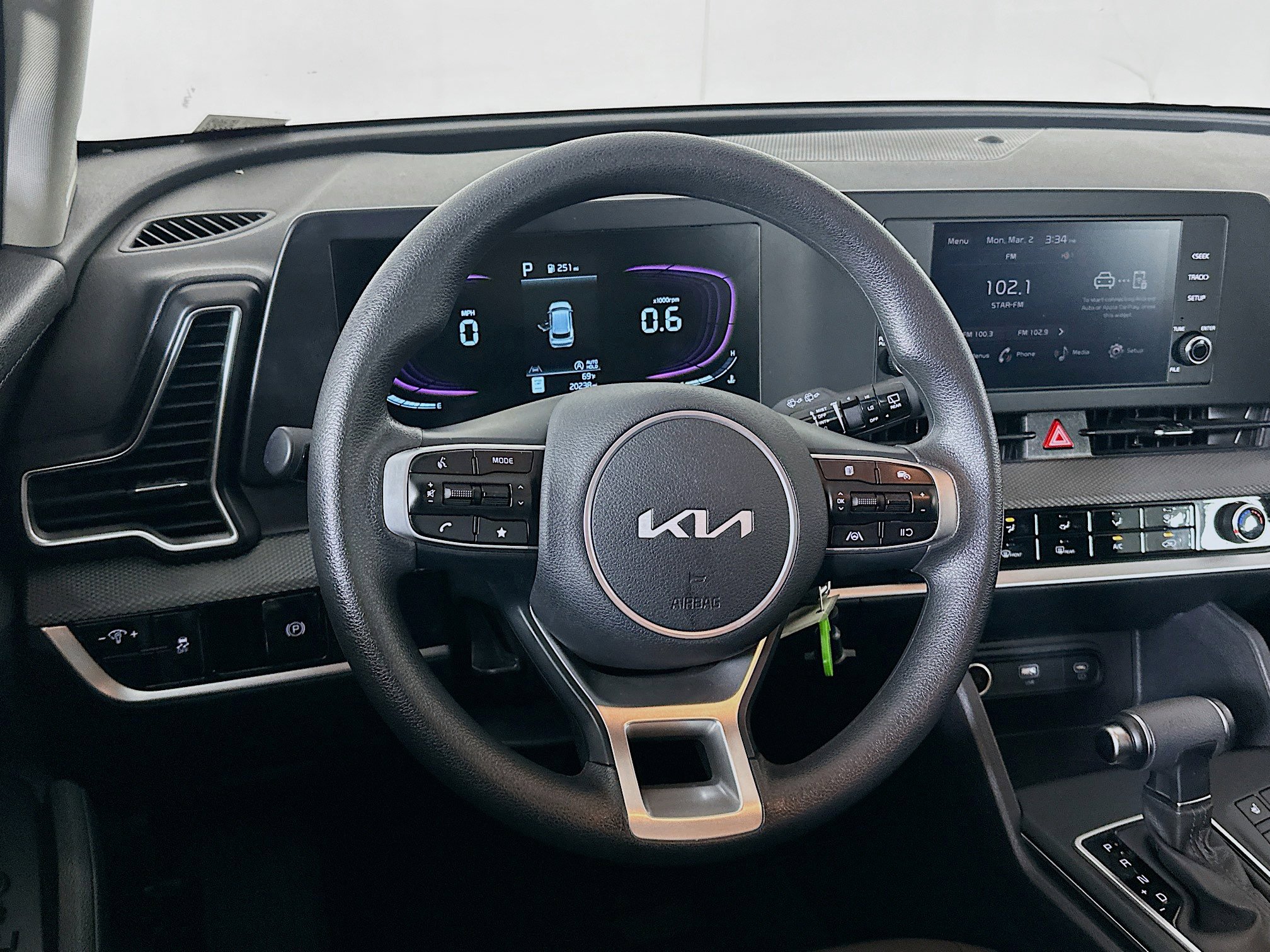 Used 2025 Kia Sportage LX image 18