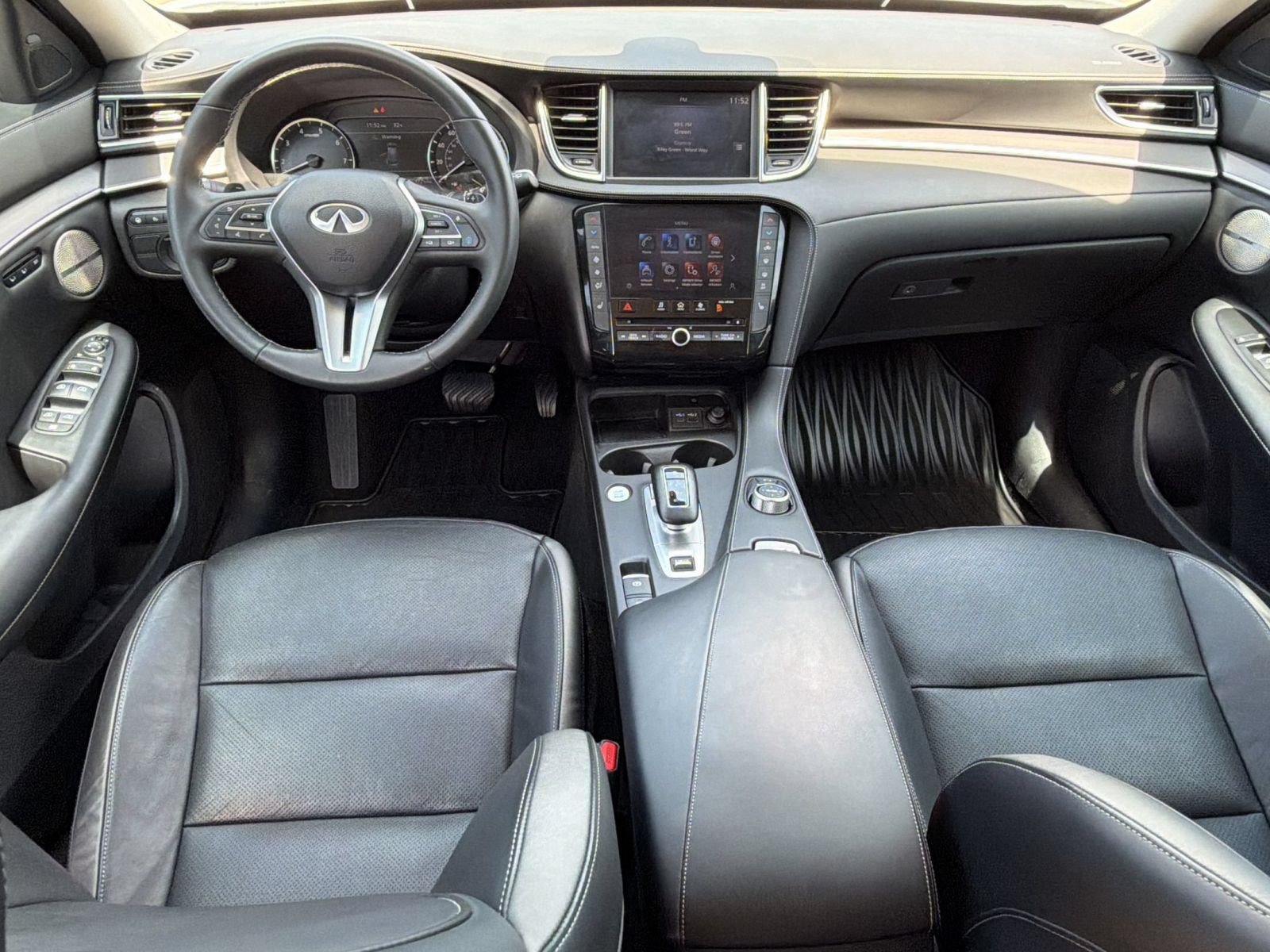 Used 2023 INFINITI QX50 Luxe FWD image 16