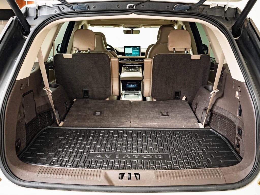 Used 2022 Lincoln Aviator Grand Touring w/ Equipment Group 301A image 19