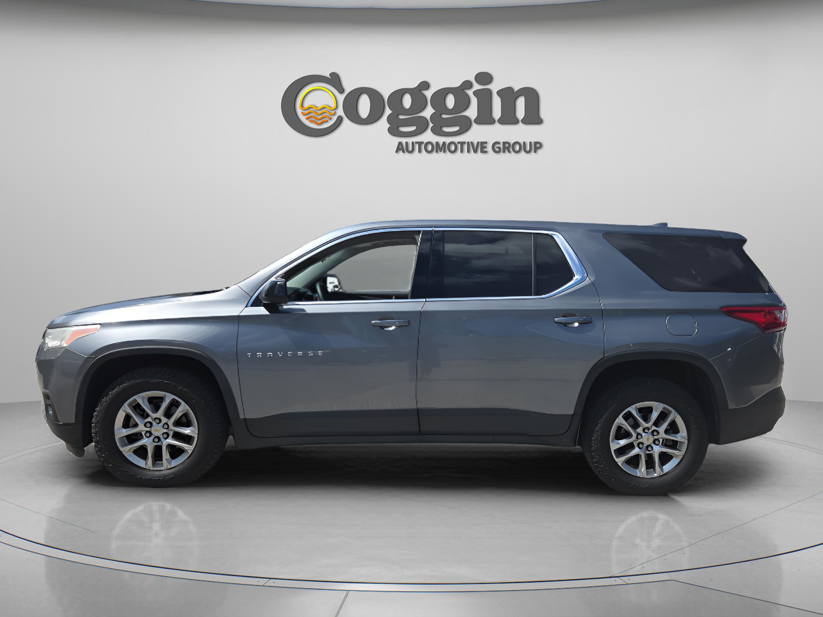 Used 2018 Chevrolet Traverse LS w/ LPO, Floor Liner Package FWD image 2