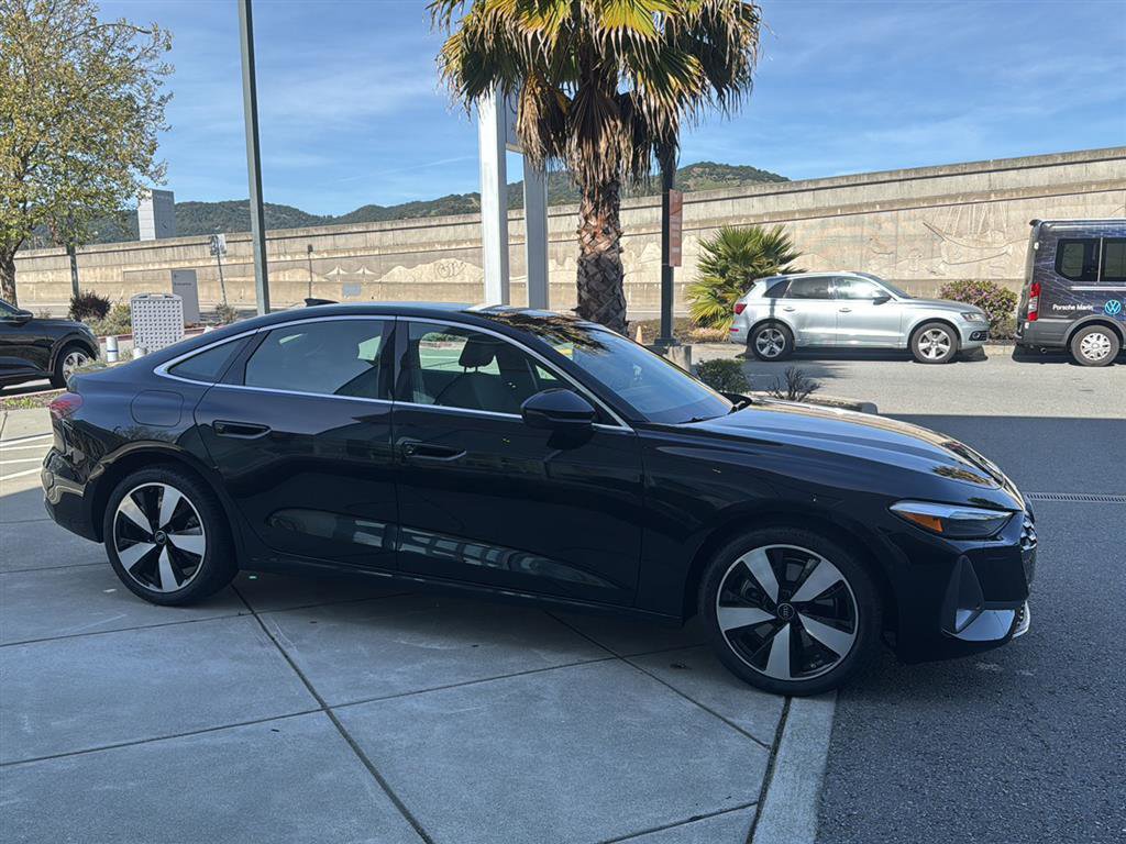 Used 2025 Audi A5 2.0T Premium w/ Convenience Package image 5