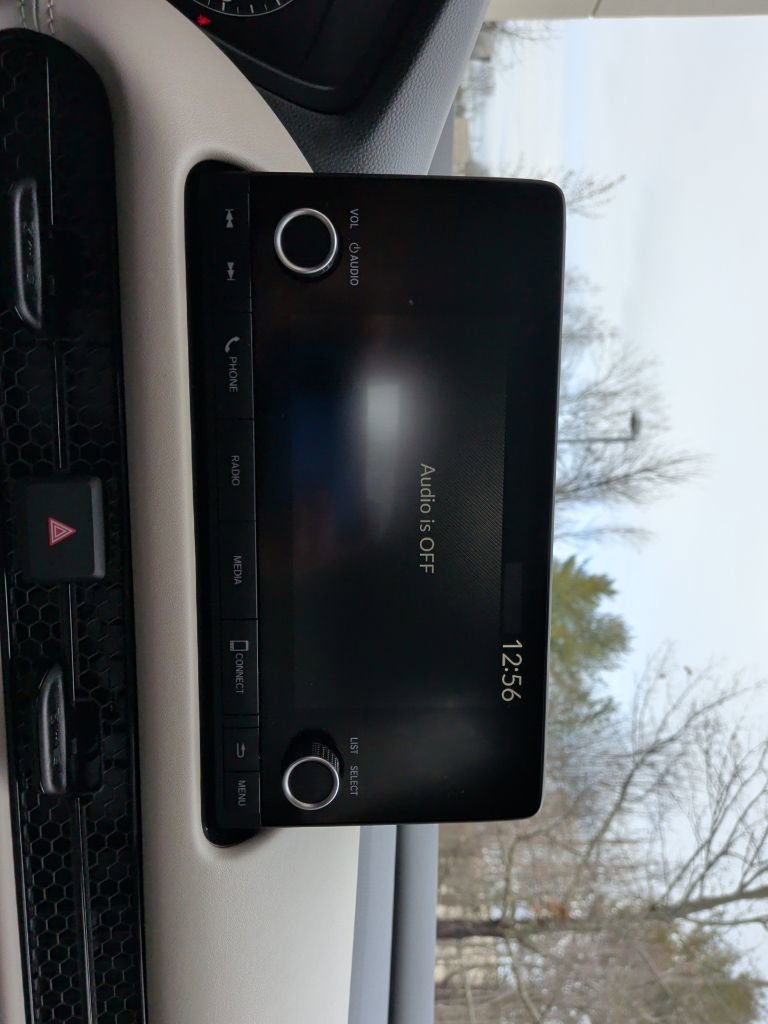 Certified 2025 Honda HR-V LX image 23