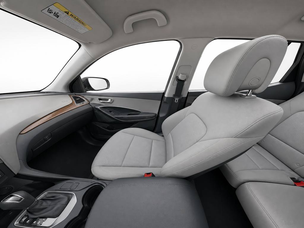 Used 2017 Hyundai Santa Fe Sport FWD image 11