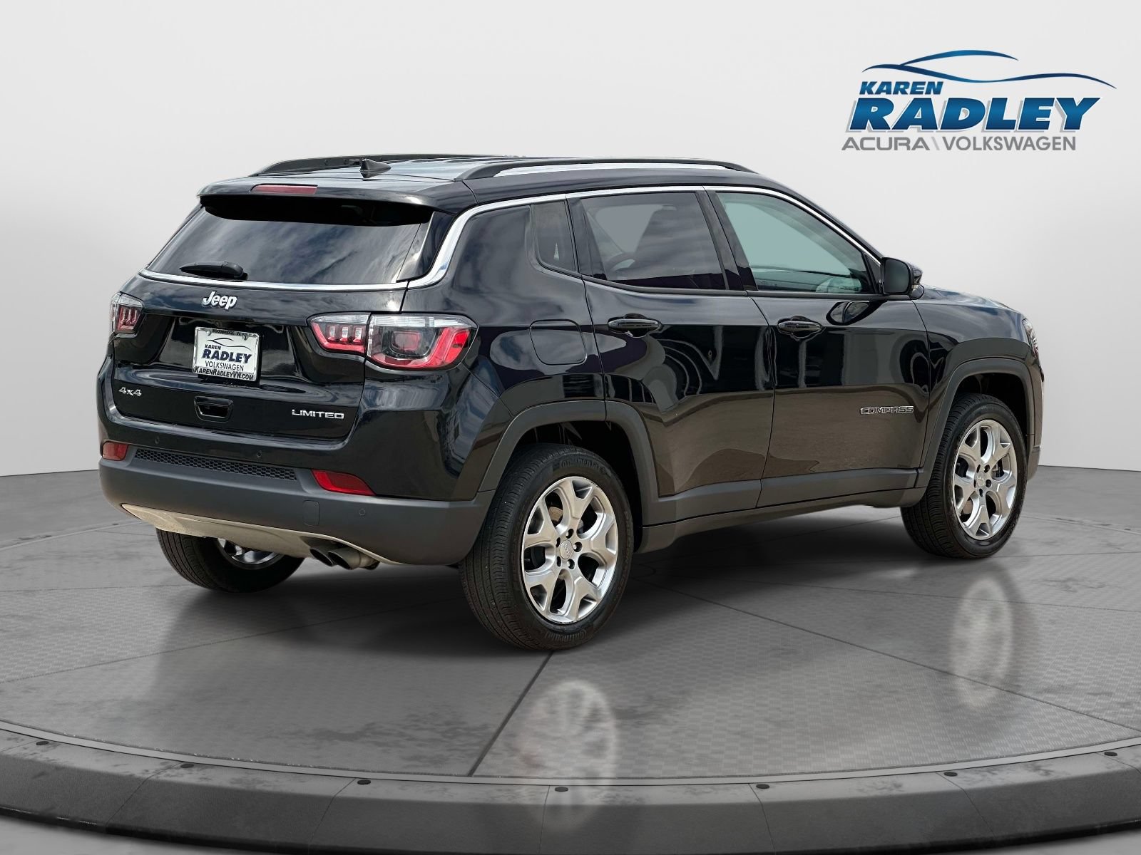 Used 2022 Jeep Compass Limited AWD/4WD image 2