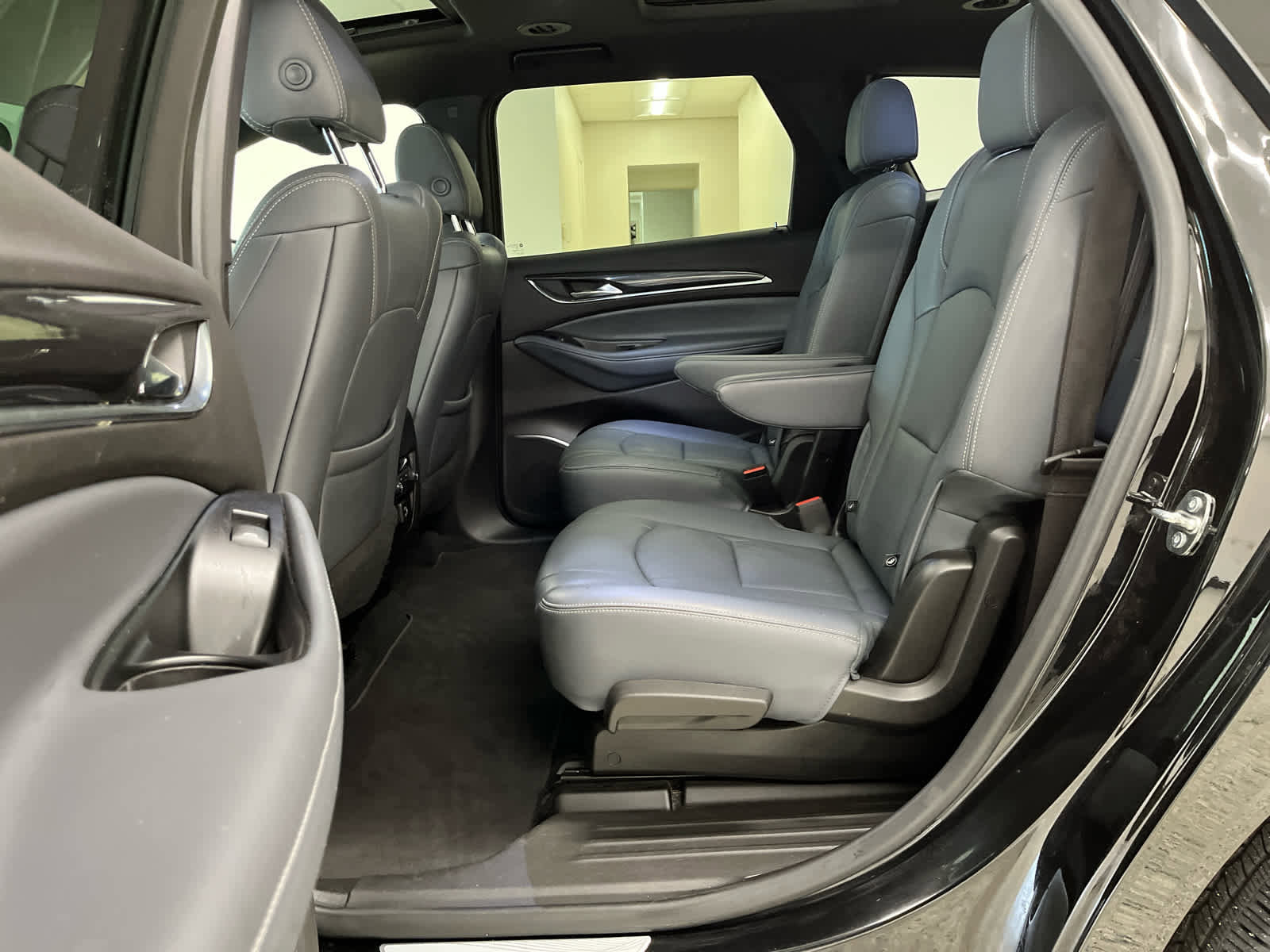 Used 2023 Buick Enclave Essence w/ Experience Buick Package image 12