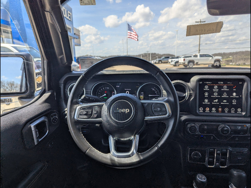 Used 2022 Jeep Wrangler Unlimited Sahara image 3