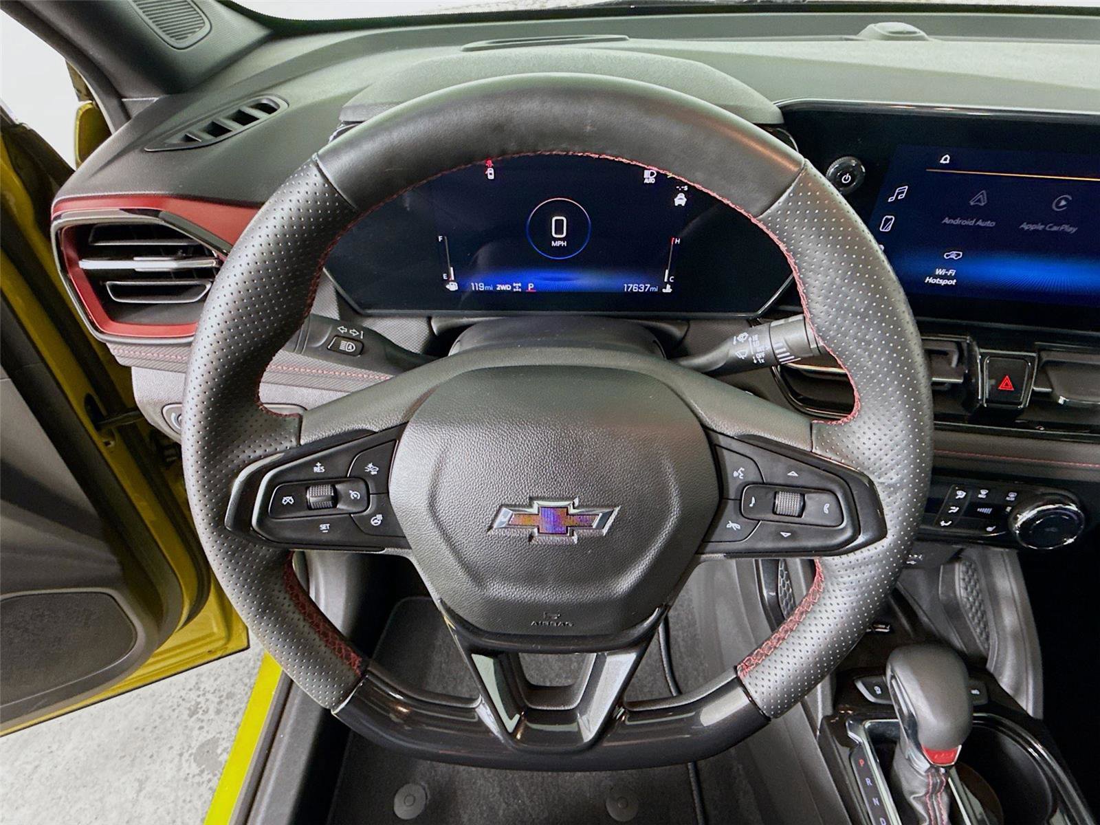 Used 2024 Chevrolet TrailBlazer RS w/ Convenience Package image 12