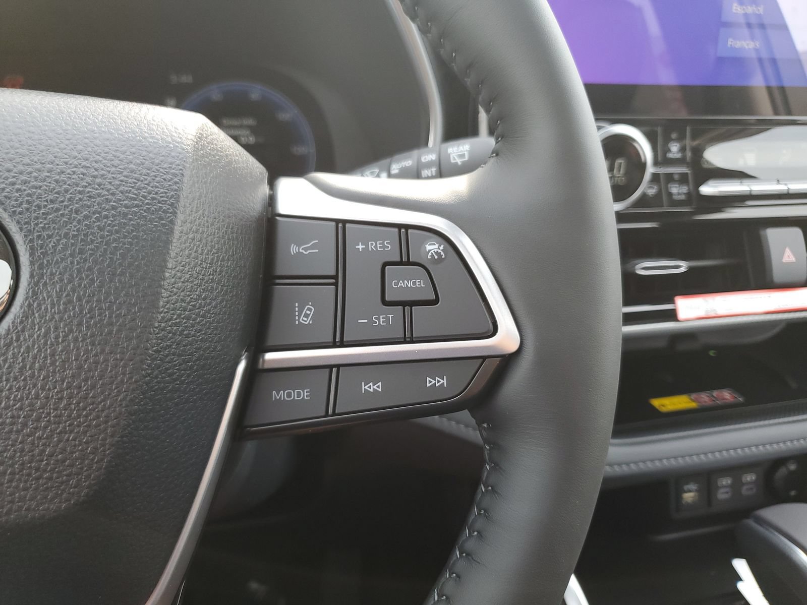 New 2026 Toyota Highlander Platinum AWD/4WD image 24