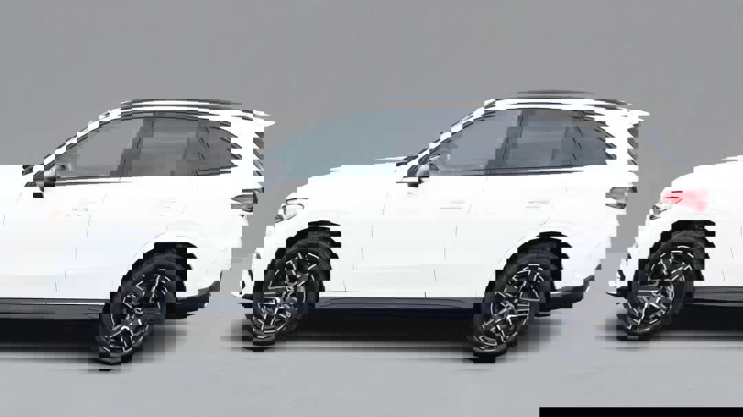 Certified 2025 Mercedes-Benz GLC 300 4MATIC image 8