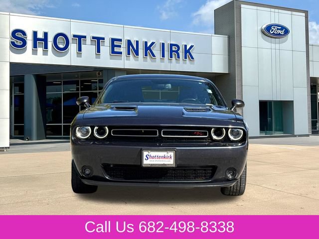 Used 2017 Dodge Challenger R/T Plus RWD image 2