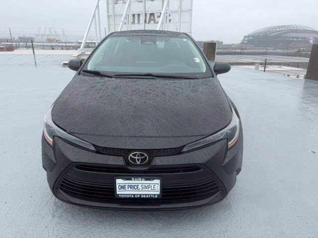 Used 2024 Toyota Corolla LE FWD image 8