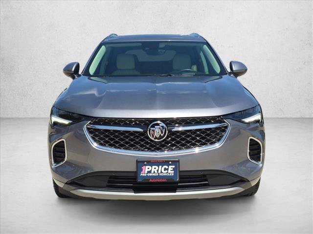 Used 2022 Buick Envision Avenir w/ Technology Package II FWD image 2