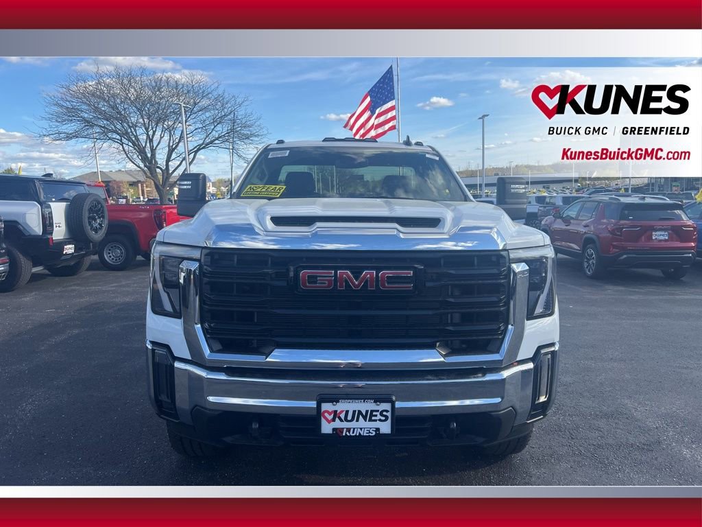 New 2025 GMC Sierra 3500 Pro image 2