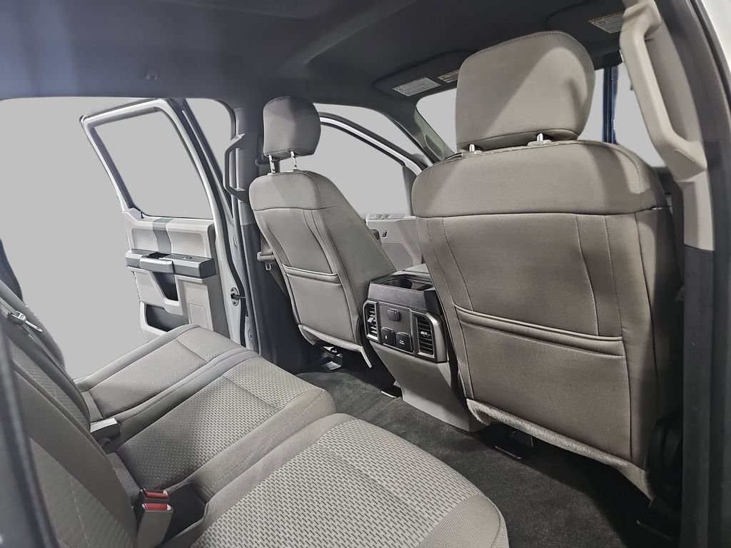 Used 2018 Ford F250 XLT w/ XLT Value Package AWD/4WD image 14